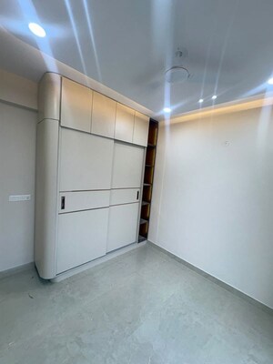 2 BHK Apartment For Rent in Signature Global City, Sector 37d