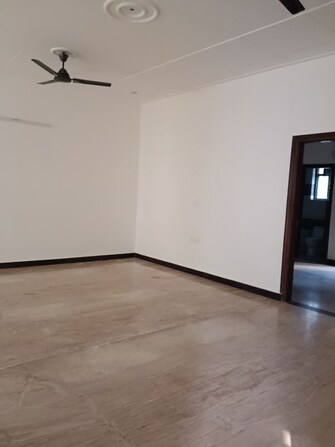 4 BHK Apartment For Rent in Lord Krishna Apartment in Sector 43, Gurgaon