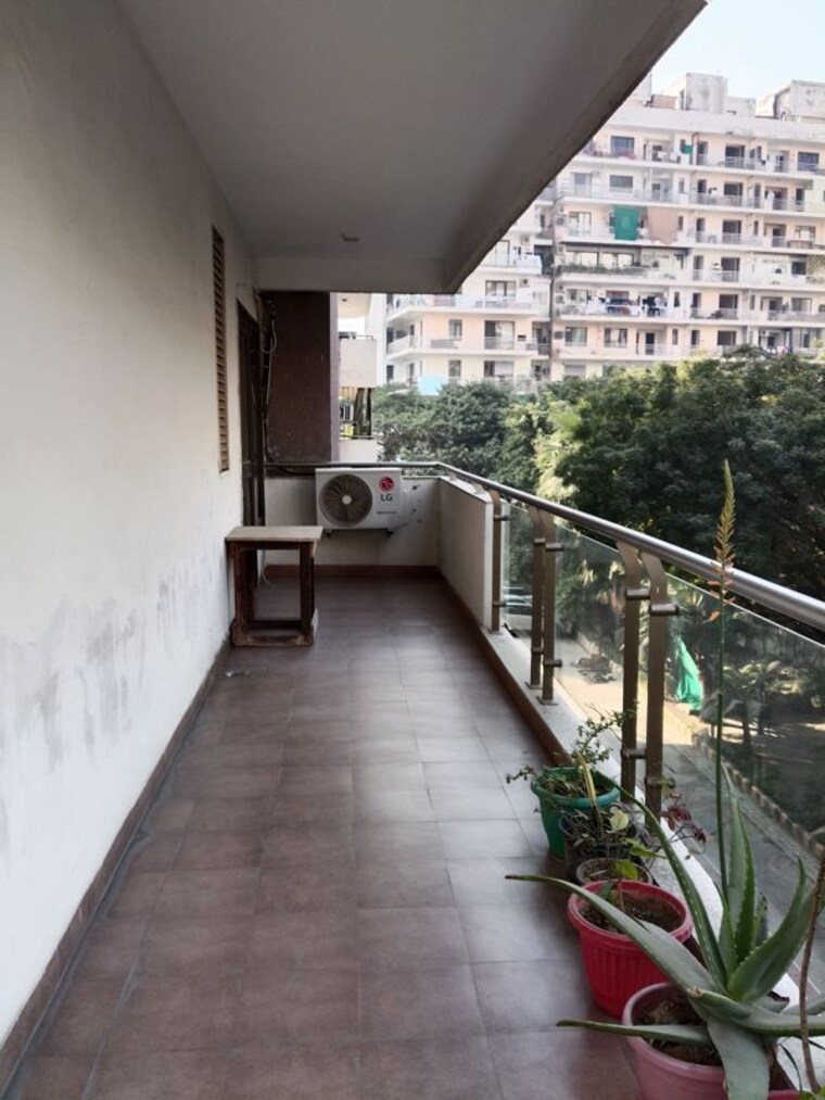 Balcony, lord-krishna-apartment 4 Bedroom 3500 Sq.Ft. Apartment In Sector 43 Gurgaon 10749366