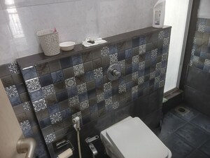 Team Area in 2 BHK Apartment at Siddhi Garima, Chembur – for Rent