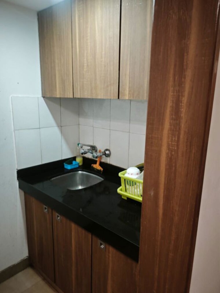 Kitchen, marathon-icon Commercial Office Space 910 Sq.Ft. In Lower Parel Mumbai 10749381
