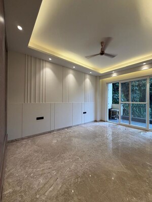3 BHK Builder Floor For Sale in Kalkaji