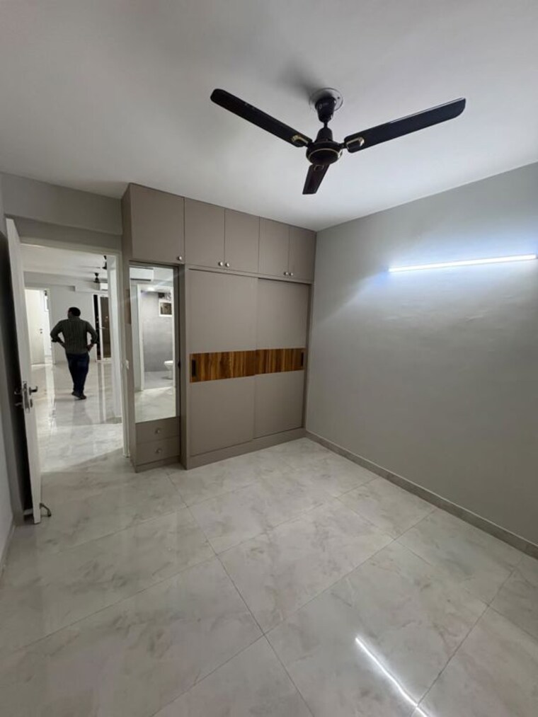 Room, signature-global-city 3 Bedroom 1250 Sq.Ft. Apartment In Sector 37d Gurgaon 10749403