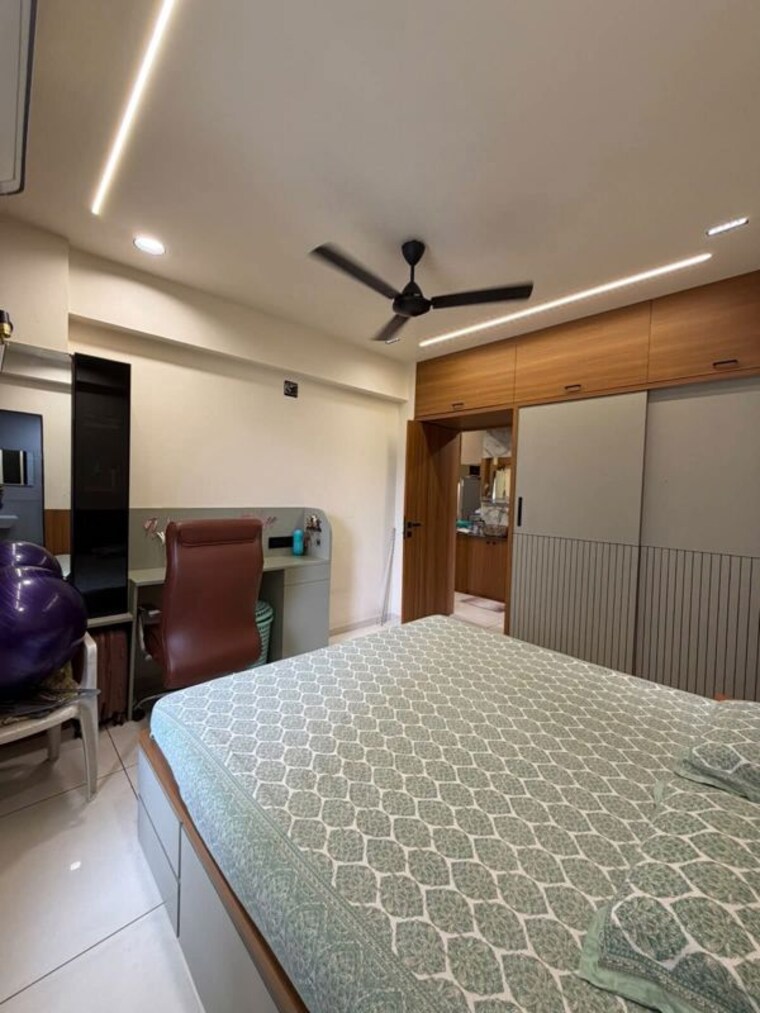Bedroom, pushpa-apartment-bandra 3 Bedroom 1150 Sq.Ft. Apartment In Bandra West Mumbai 10749409