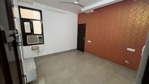 Room in 3 BHK Apartment at Pir Machalla – for Rent
