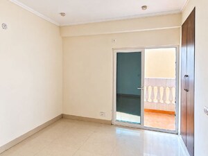 Room in 1 BHK Apartment at Mittal Rajnagar Residency, Raj Nagar Extension – for Rent