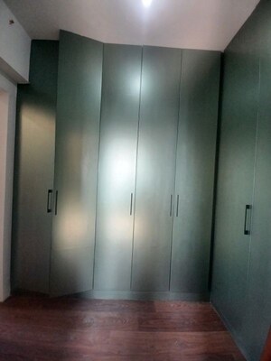 Room in 3.5 BHK Apartment at Century Ethos, Hebbal – for Rent