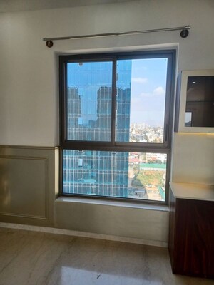 Room in 3.5 BHK Apartment at Century Ethos, Hebbal – for Rent