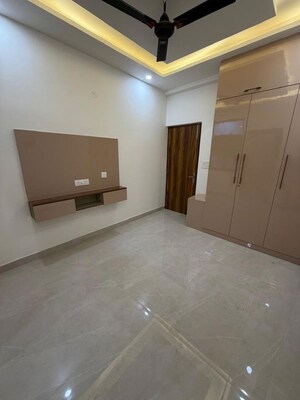 Room in 3 BHK Builder Floor at Niti Khand I – for Sale