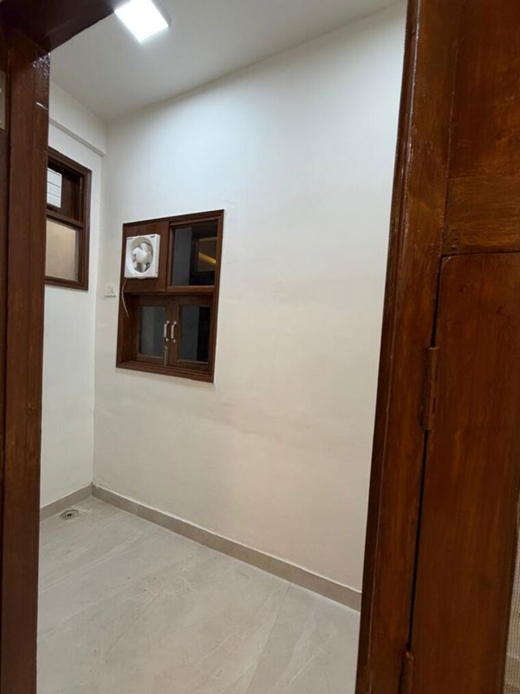 Room, niti khand i 3 Bedroom 1200 Sq.Ft. Builder Floor In Niti Khand I Ghaziabad 10749436