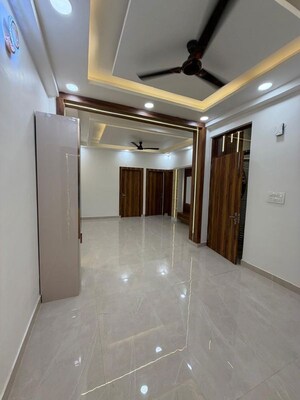 Building Lobby in 3 BHK Builder Floor at Niti Khand I – for Sale
