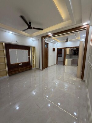 Room in 3 BHK Builder Floor at Niti Khand I – for Sale