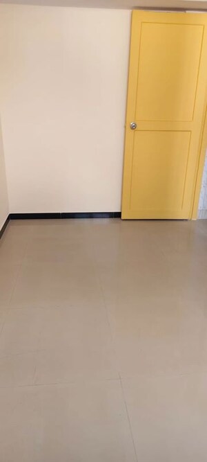 2 BHK Apartment For Sale in Abhishek CHS Thakurli, Thakurli