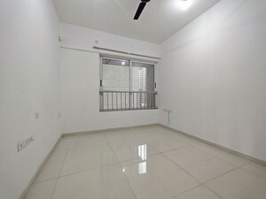 Room in 2 BHK Apartment at Marathon Nexzone Vega 1, New Panvel – for Rent