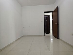 Room in 2 BHK Apartment at Marathon Nexzone Vega 1, New Panvel – for Rent