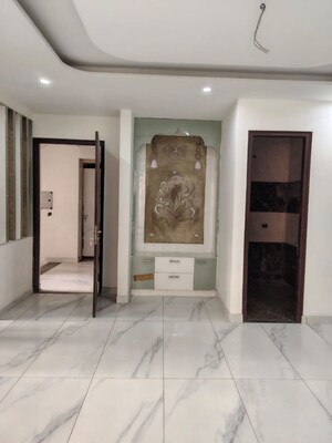 Room in 3 BHK Builder Floor at Ambala Highway – for Sale