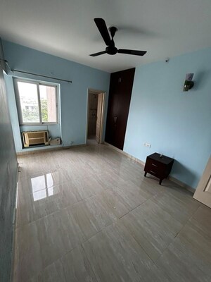 Room in 2 BHK Apartment at Mapsko Casa Bella-Apartments, Sector 82 – for Sale