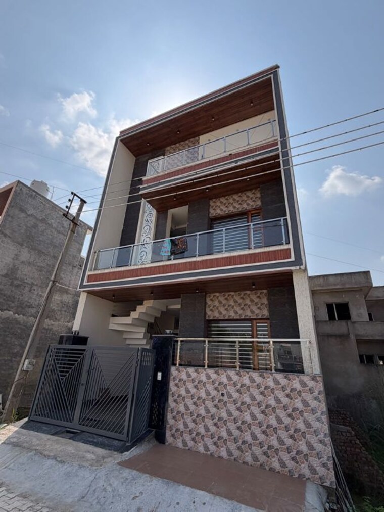 Exterior View, sector 125 4 Bedroom 107 Sq.Yd. Villa In Sector 125 Mohali 10749472