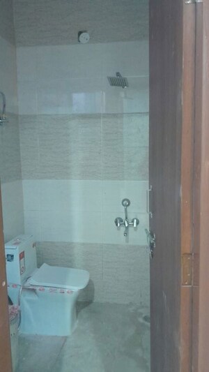Bathroom in 1 BHK Builder Floor at Palam Vihar – for Rent