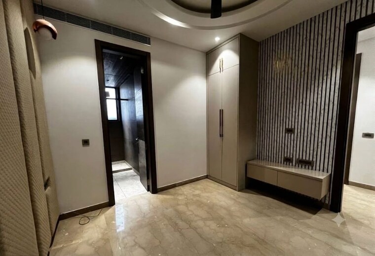 Room, rohini sector 24 4 Bedroom 2300 Sq.Ft. Builder Floor In Rohini Sector 24 Delhi 10749511
