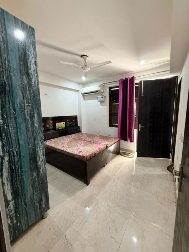 Living Room, sector 57 3 Bedroom 204 Sq.Yd. Builder Floor In Sector 57 Gurgaon 10749587