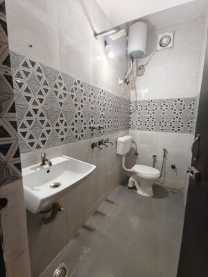 Bathroom in 2 BHK Apartment at Sector 18 Dwarka – for Rent