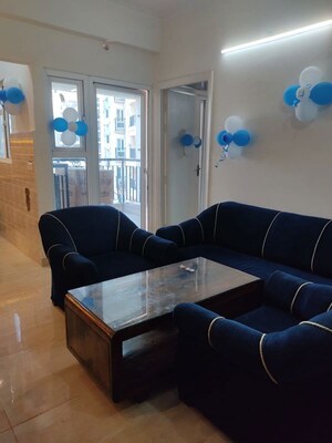 Team Area in 1 BHK Apartment at Gaur City 2 - 14th Avenue, Sector 16c Greater Noida – for Rent