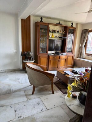 Living Room in 2 BHK Apartment at Kherwadi – for Rent