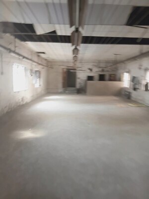 Team Area in  Showroom at Chinar Park – for Rent