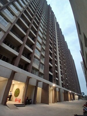 2 BHK Apartment For Rent in Garden Breeze At The Prestige City, Sarjapur Road