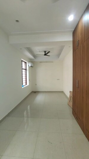Building Lobby in 2 BHK Builder Floor at Sector 46 – for Rent