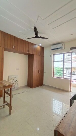 2 BHK Builder Floor For Rent in Sector 46
