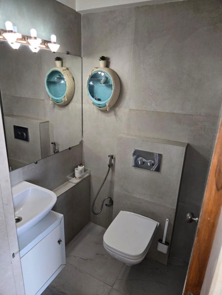 Attached Bathroom, ng-grand-plaza 3 Bedroom 1500 Sq.Ft. Apartment In Ghansoli Navi Mumbai 10749638