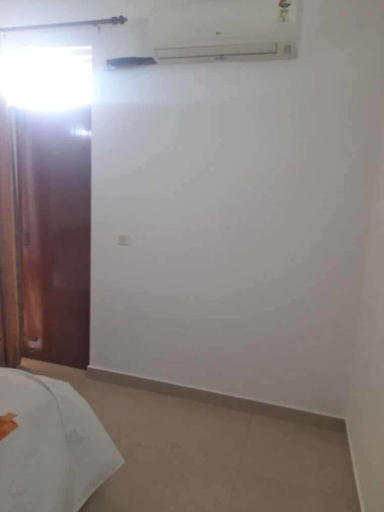 Room, suncity-essel-tower 3 Bedroom 1800 Sq.Ft. Apartment In Sector 28 Gurgaon 10746960