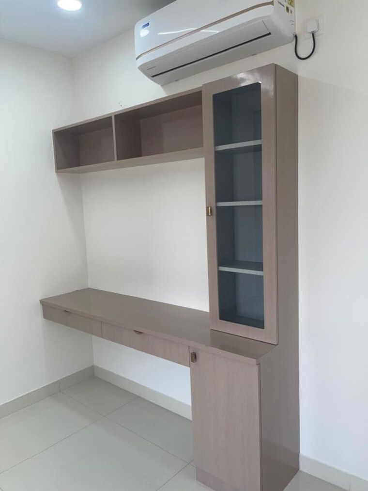 Room, prestige-tranquil 3.5 Bedroom 2049 Sq.Ft. Apartment In Kokapet Hyderabad 10749643
