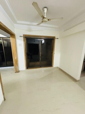 Living Room in 3 BHK Apartment at Regency Gardens, Kharghar Sector 6 – for Rent