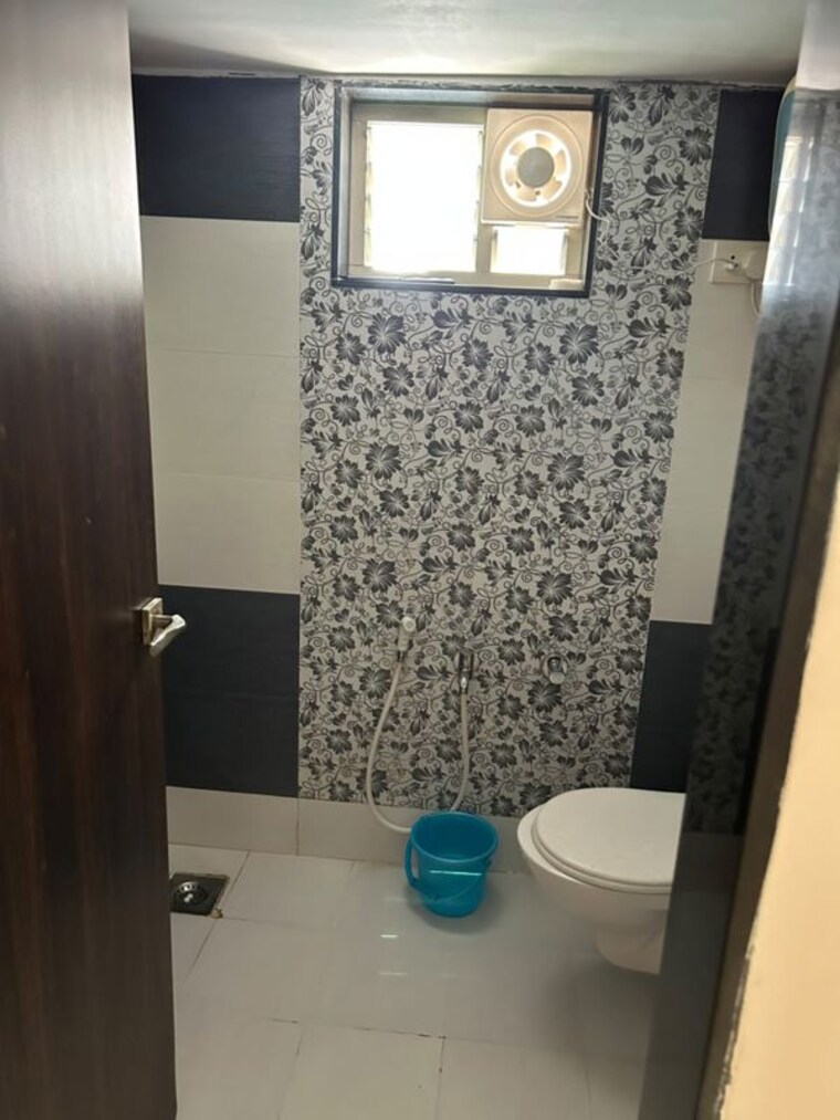Bathroom, goyal-intercity 2 Bedroom 1250 Sq.Ft. Apartment In Memnagar Ahmedabad 10749663