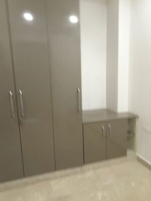 Furnished Amenities in 3 BHK Builder Floor at Janakpuri – for Rent