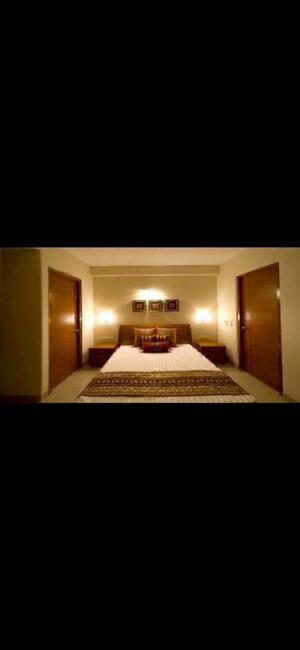 Bedroom in 6+ BHK Independent House at Sector 71 – for Sale
