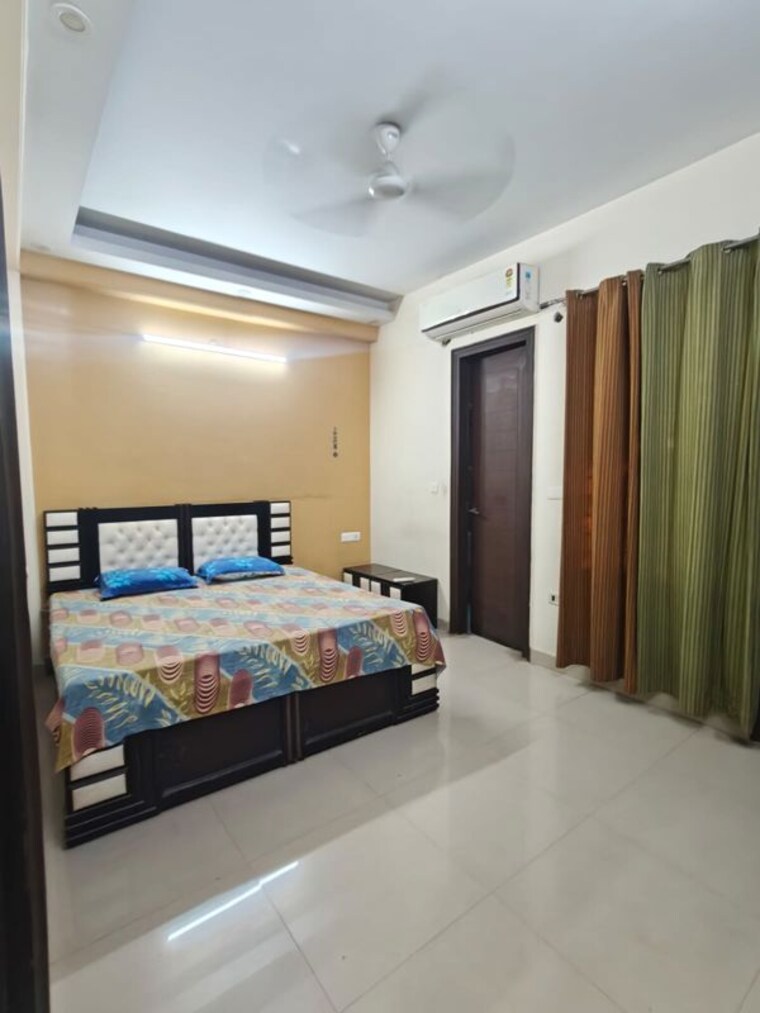 Bedroom, sector 46 3 Bedroom 900 Sq.Ft. Builder Floor In Sector 46 Gurgaon 10749691