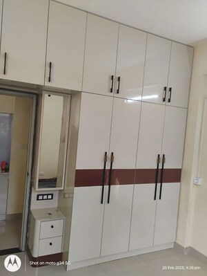 Furnished Amenities in 2 BHK Apartment at Sector 14 Dwarka – for Rent