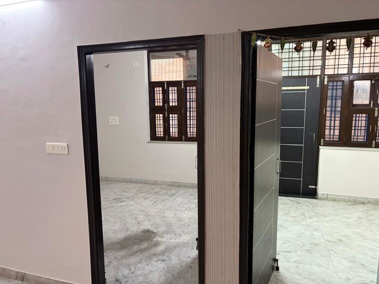 Room, sector 47 2 Bedroom 800 Sq.Ft. Builder Floor In Sector 47 Gurgaon 10749743