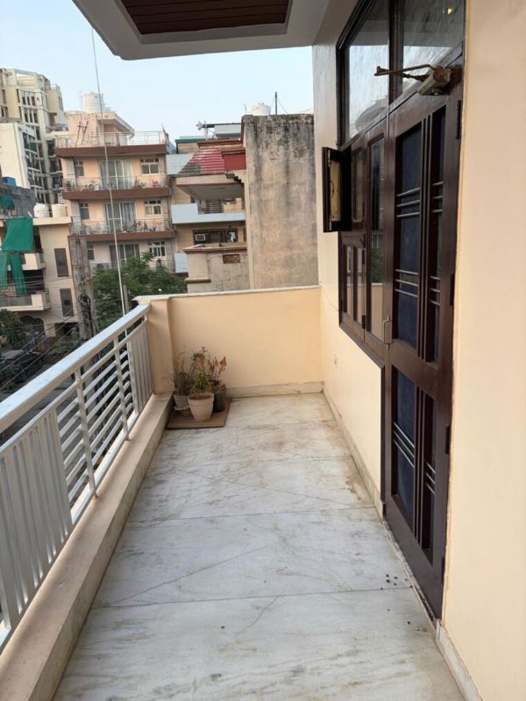 Balcony, sector 47 2 Bedroom 800 Sq.Ft. Builder Floor In Sector 47 Gurgaon 10749743