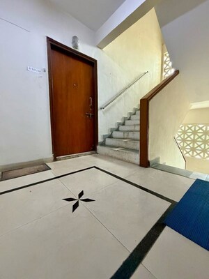 Room in 1.5 BHK Apartment at Ajmera I Land Aeon, Bhakti Park – for Rent