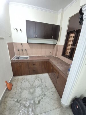 Kitchen in 1 BHK Builder Floor at RWA Residential Society Sector 46, Sector 46 – for Rent
