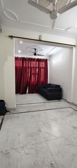 Living Room in 1 BHK Builder Floor at RWA Residential Society Sector 46, Sector 46 – for Rent
