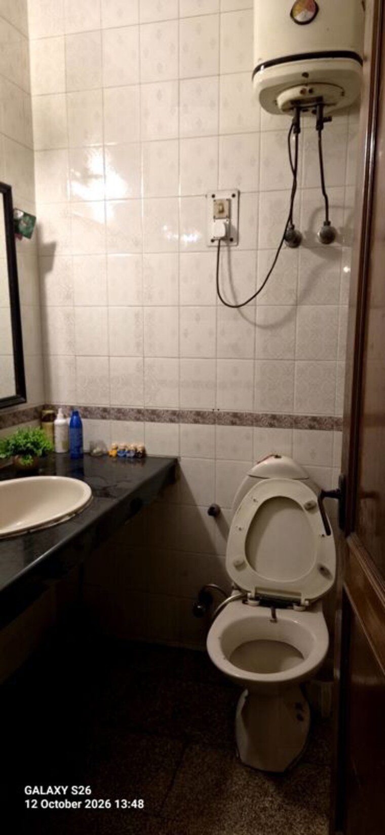 Bathroom, east of kailash 3.5 Bedroom 2700 Sq.Ft. Builder Floor In East Of Kailash Delhi 10749857