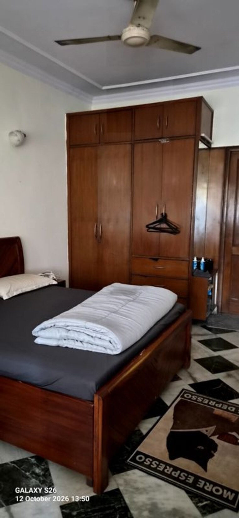 Bedroom, east of kailash 3.5 Bedroom 2700 Sq.Ft. Builder Floor In East Of Kailash Delhi 10749857