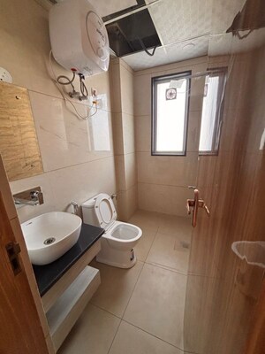 Bathroom in 1 BHK Builder Floor at Sector 38 – for Rent