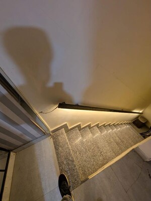 Furnished Amenities in 2 BHK Builder Floor at Subhash Nagar – for Rent